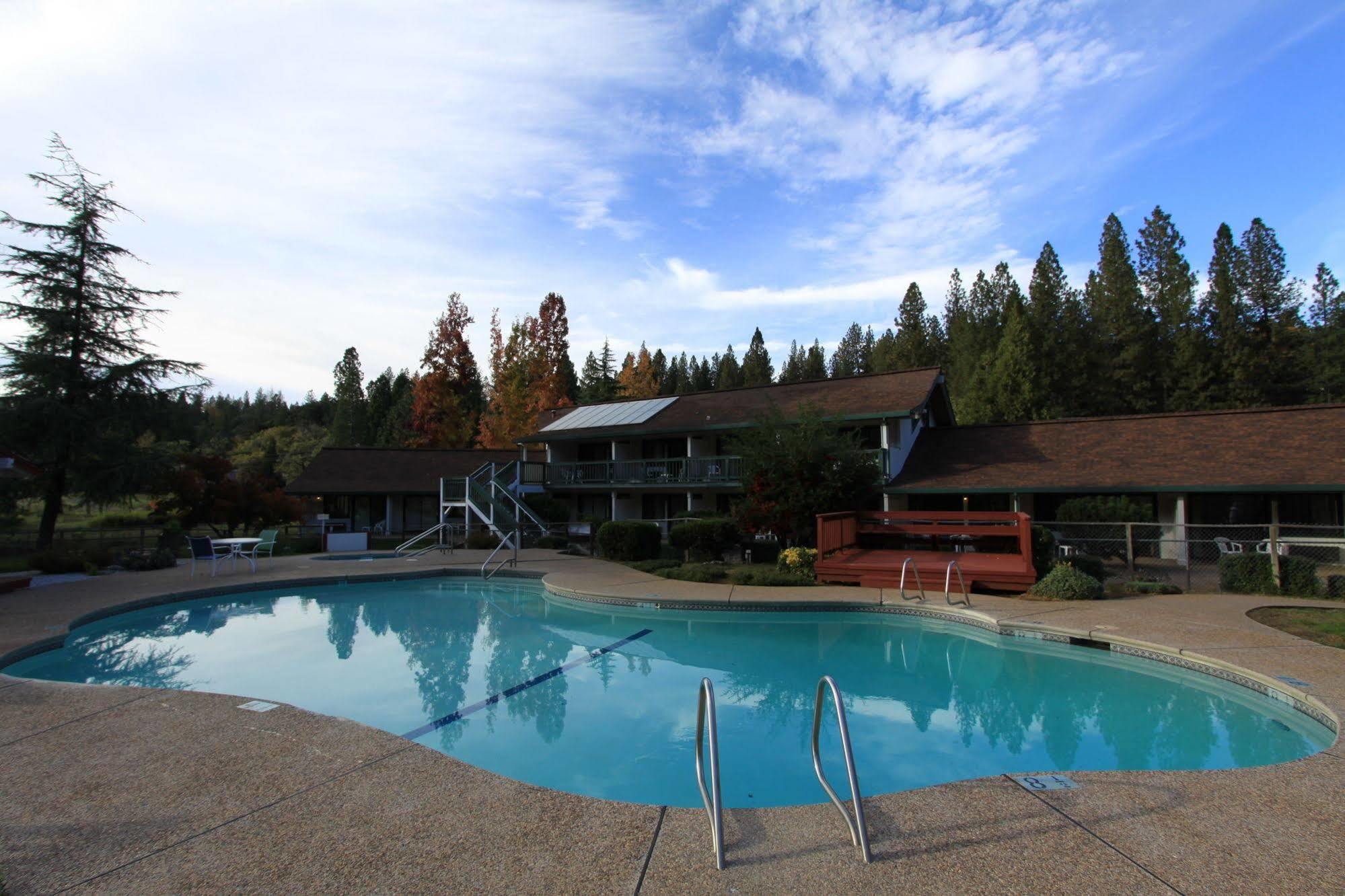 Pioneer Inn & Suites Volcano ภายนอก รูปภาพ