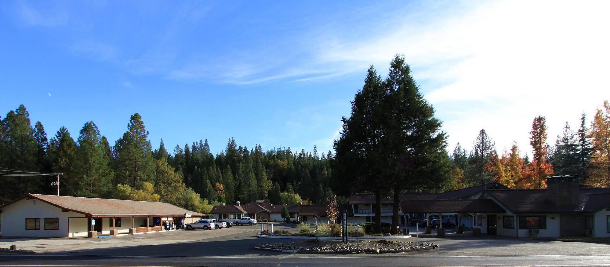 Pioneer Inn & Suites Volcano ภายนอก รูปภาพ