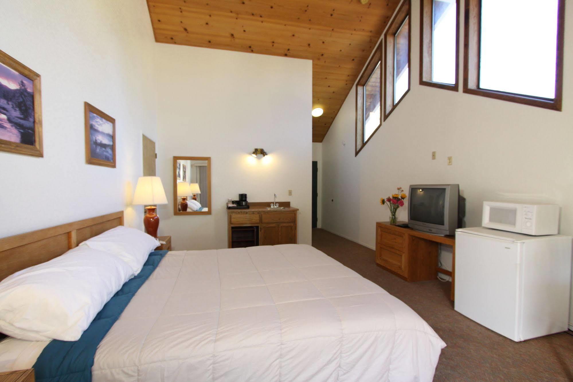 Pioneer Inn & Suites Volcano ภายนอก รูปภาพ